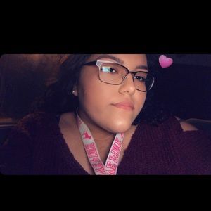 Meet your Posher, Rhiannon